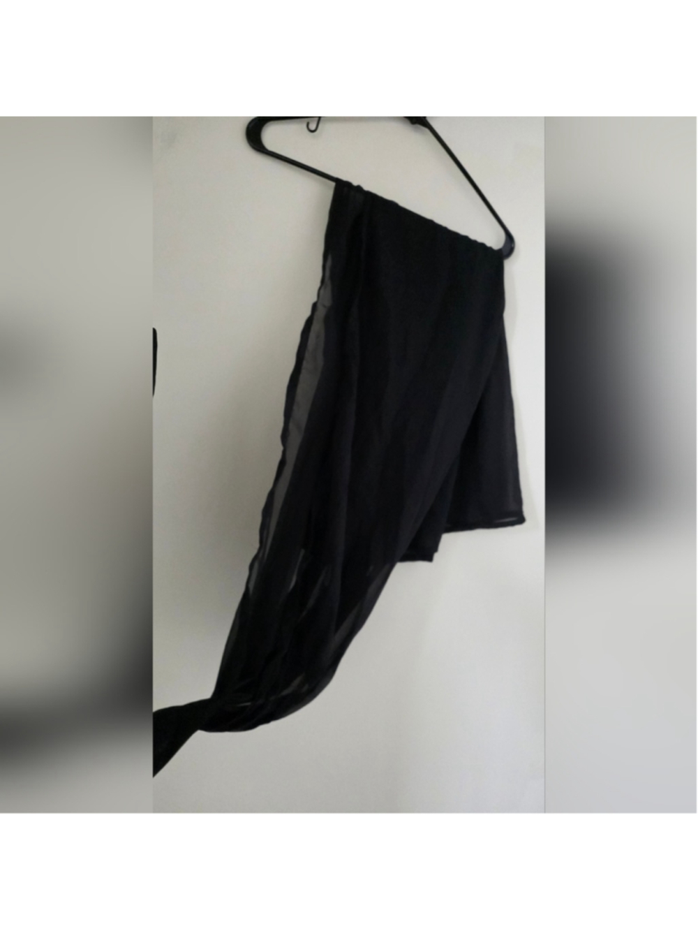 Black Zari Thread Work Banarasi Silk Lehenga Choli With Dupatta - Picture 13 of 13